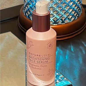 Nature Love BRIGHTENING Facial Serum Brightens, Firms & Hydrates  2 fl oz new